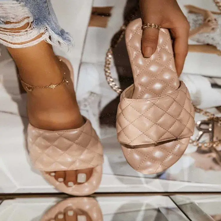 

Summer Shoes Woman Sandals For Women 2021 Bling Flat Ladies Beach Sandles Designer Luxury Sandalias Mujer Sandels