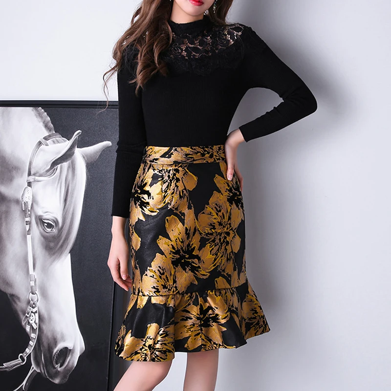 

2022 Spring New Gold Flower Flocking Printed Genuine Leather Skirt Sheepskin High Waist Hip Fish Tail Skirt Women Knee-Length