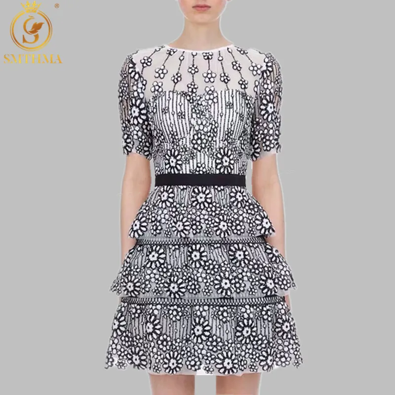 Женское платье с блестками SMTHMA белое подиумное Автопортрет вышивкой в виде