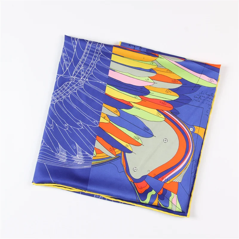 Шёлковый шарф с принтом Пегаса 90 см в средневековом стиле | Шелковые шарфы