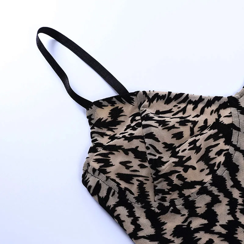 

Women Sexy Leopard Bodycon Tank Tops Spaghetti Straps V Neck Printed Party Club Camisole Crop Tops Ladies Skinny Clubwear