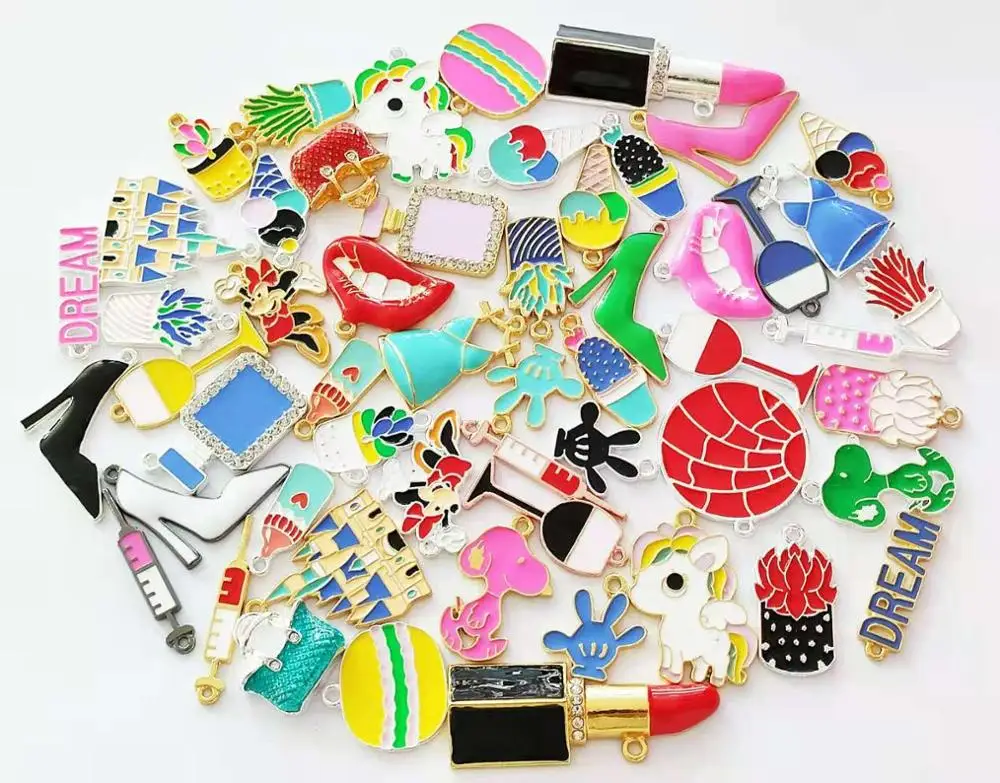 

50pcs mixed fashion charms picked at random suitable for women DIY jewelry accessories M19