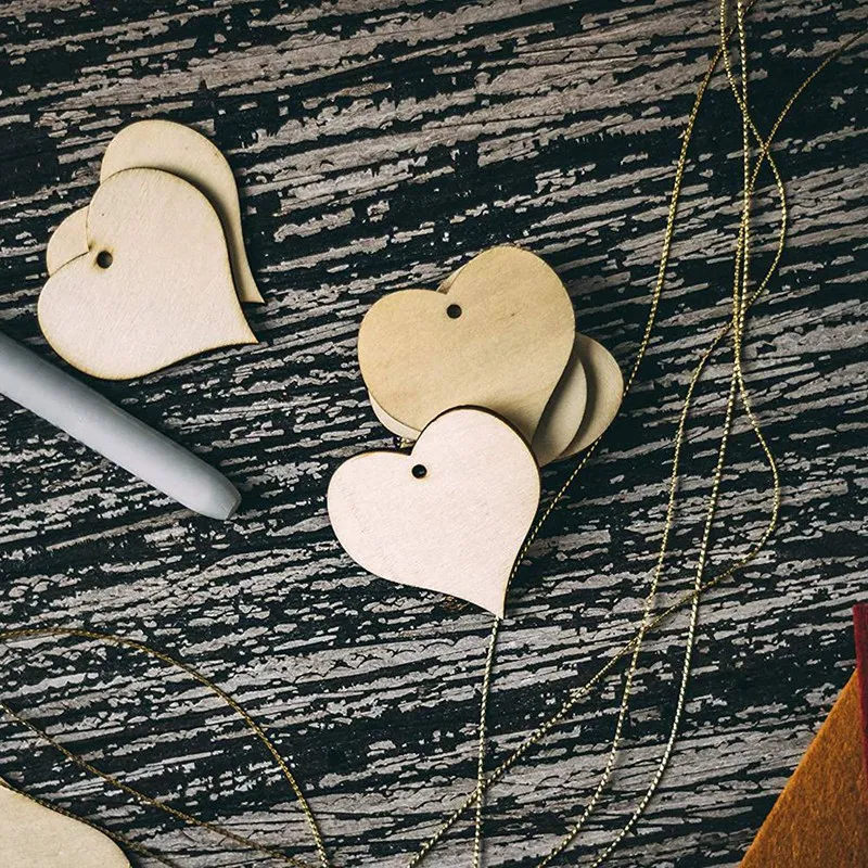 Пустые деревянные бирки с отверстиями в форме сердца 100 шт. Отлично подходит для