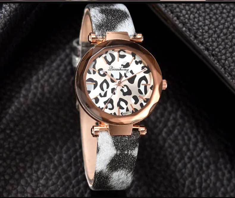 Montre Femme новые модные женские часы кожаная с леопардовым принтом аналоговые кварцевые часы женские наручные часы Reloj Mujer женские часы