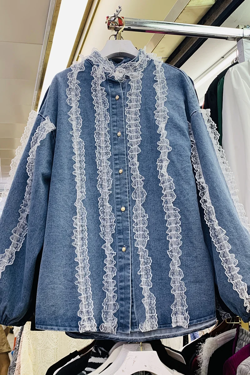 

INS Lace Stitching Denim Shirt for Women 2021 Early Spring New Long Sleeve Loose Casual Single Breasted Loose Shirt Tops