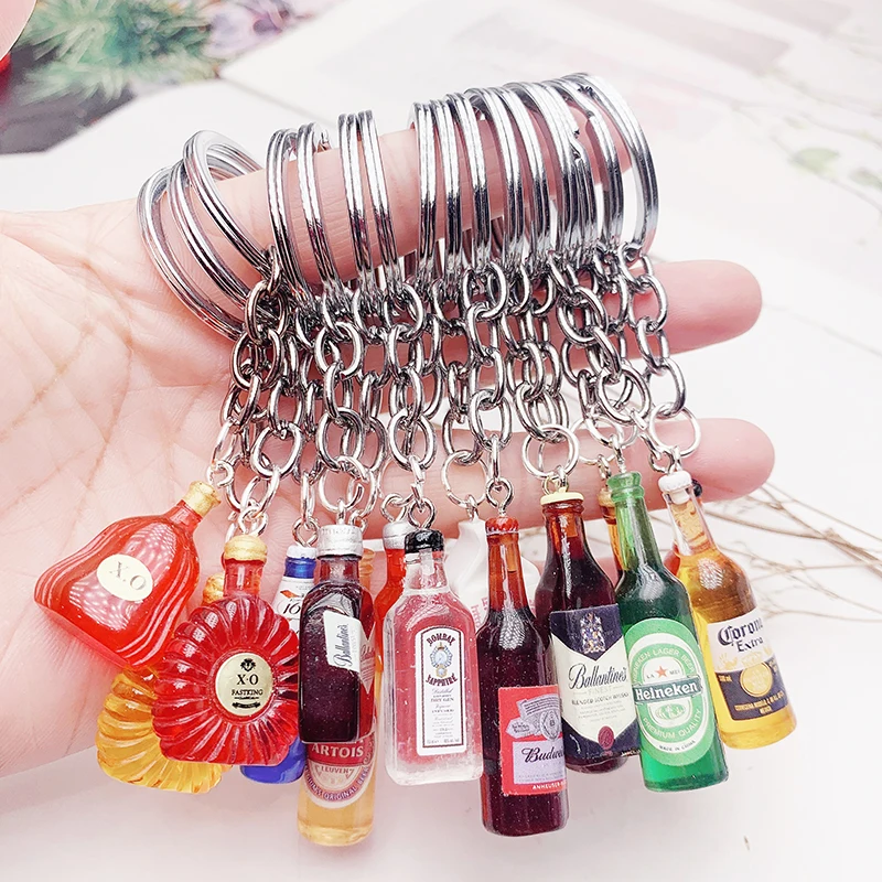 

Cute Resin Beer Wine Bottle Keychain Assorted Color for Women Men Car Bag Cocktail Beer Keyring Pendant Accessions Wedding Party