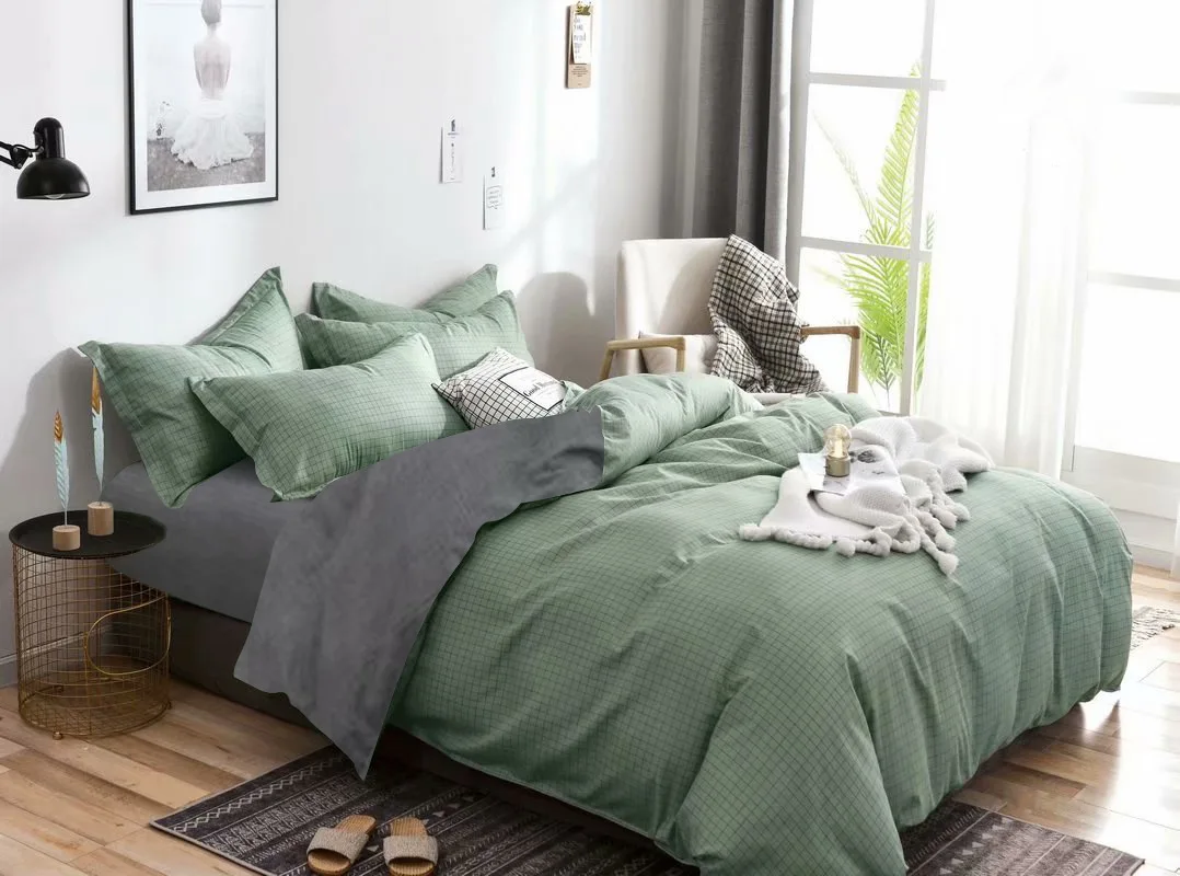 Роскошный комплект постельного белья в клетку с пододеяльником однотонная