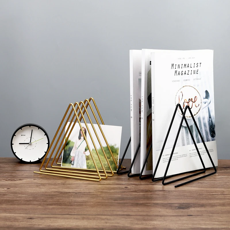 

Nordic minimalistic ins iron metal triangle small bookshelf table rack office desktop storage decoration rack