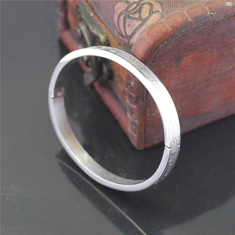 

Retro Silver Color Double Heart Bracelets For Women Fashion 6mm Stainless Steel Indian Bangles Wth Designer Charms Jewelry 2021