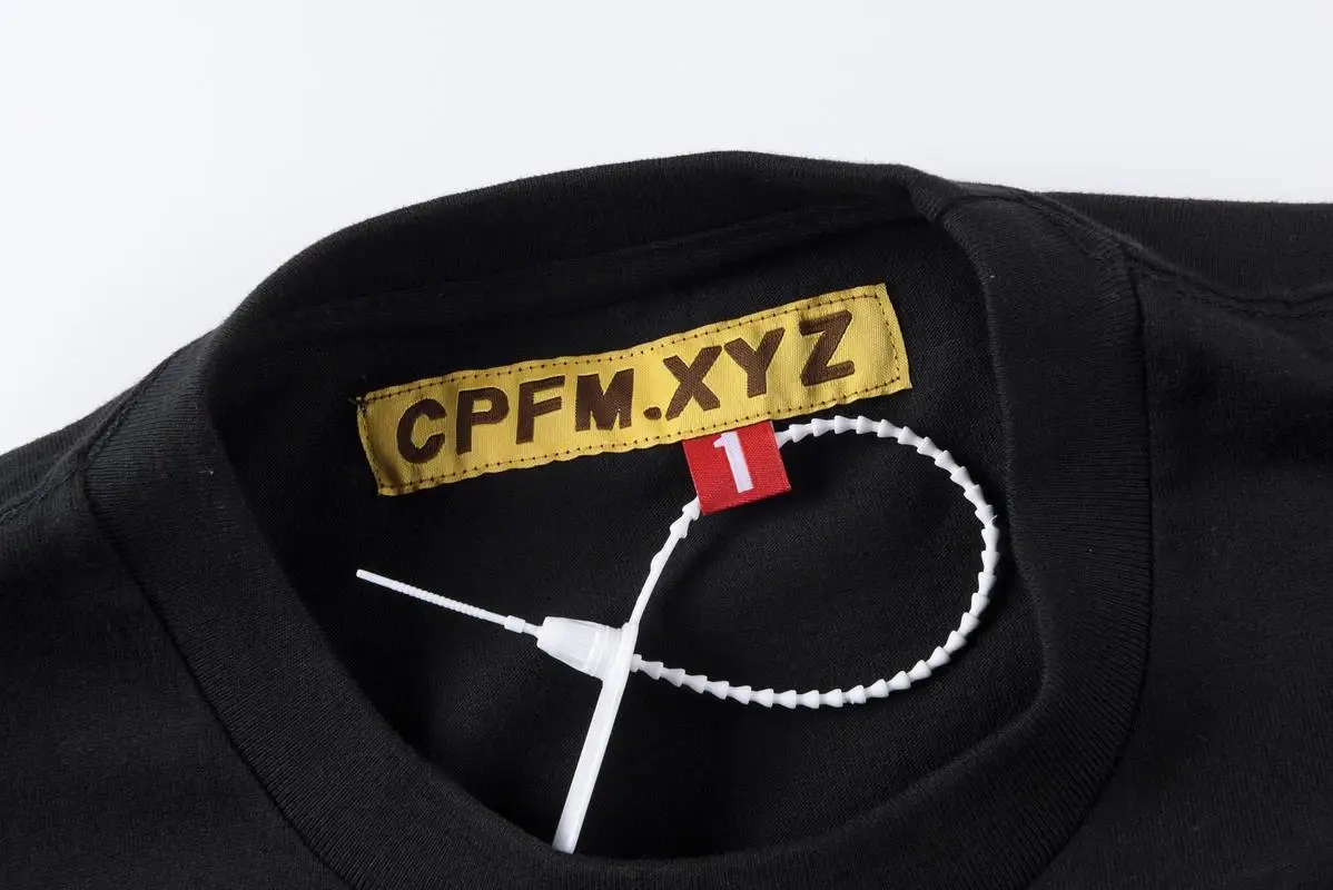 Футболка CPFM XYZ Kanye West с радужными надписями CPFM. Топ уличная одежда хип хоп