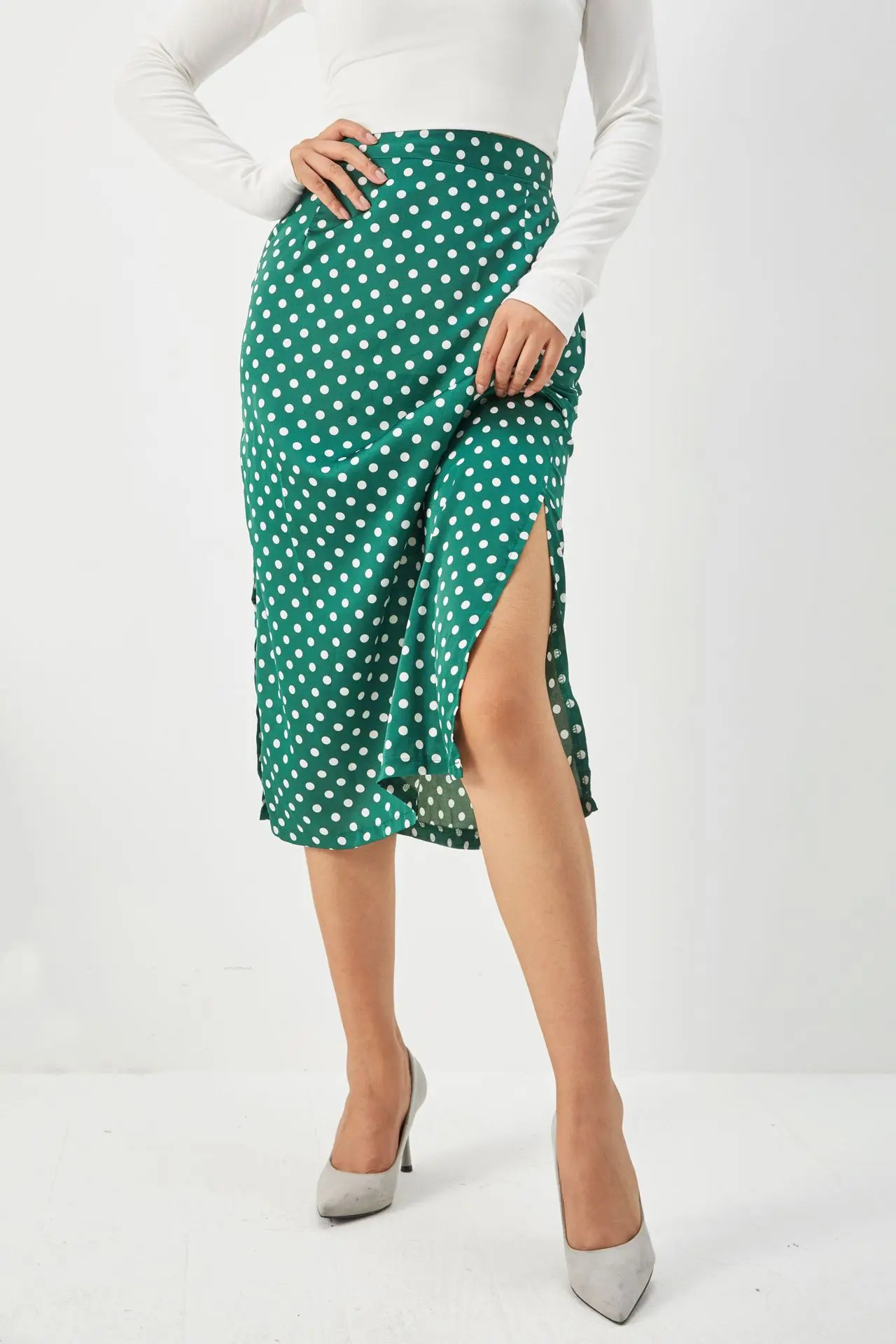 

Women's 2020 Slim Slit Satin Bread Hip Skirt High Waist Mid-length Zipper Polka Dot Skirt