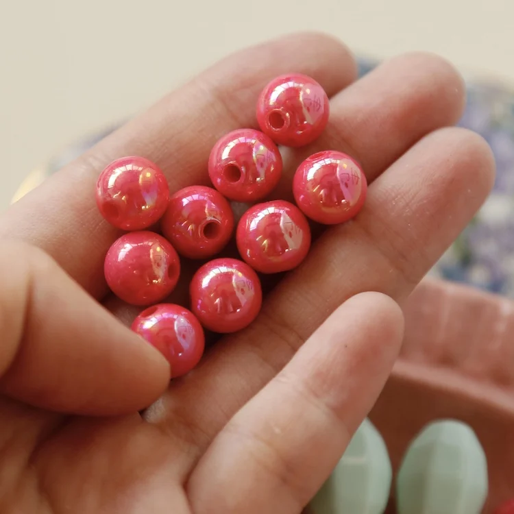 

2 Cool Green and Laser Red DIY Handmade Earrings Ornament Cute Retro Resin Beads