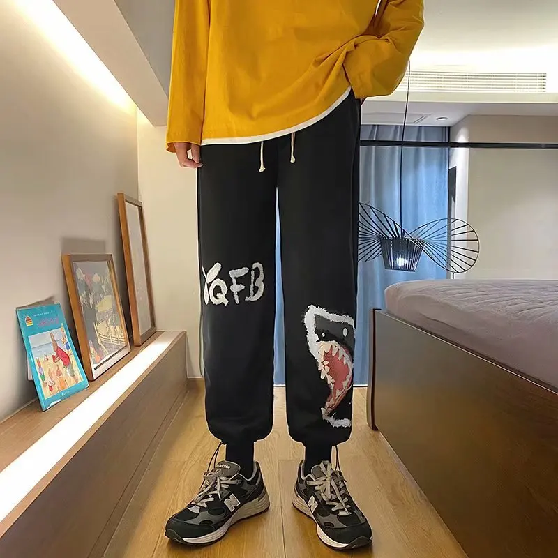 

Spring Korean version of the new sports pants Hong Kong style trend men's casual nine-point pants pants, handsome hip-hop pants