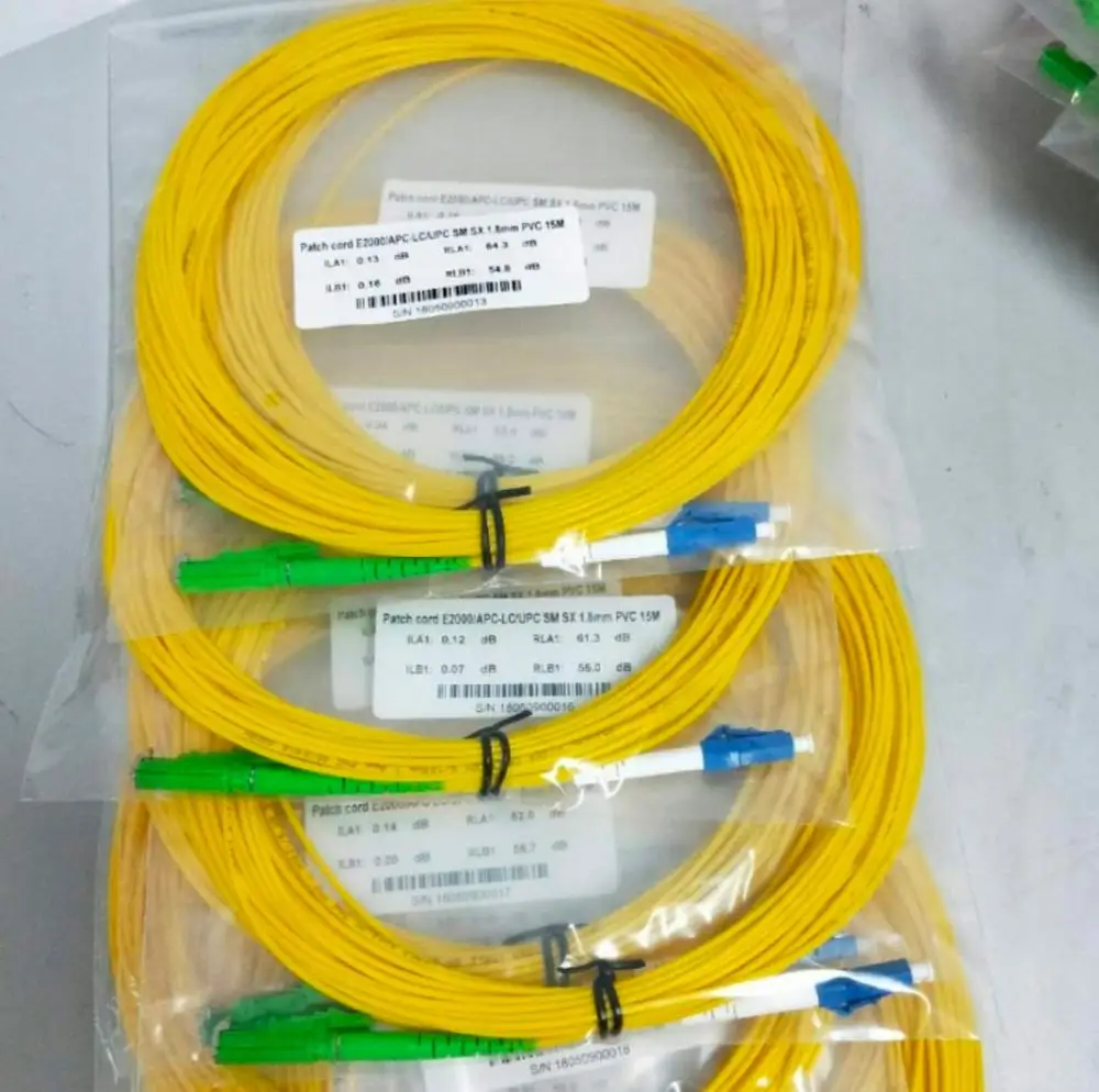 Оптоволоконный патч-корд E2000/APC 1 м LC/APC ST SC/APC FC Simplex 9/125 мкм перемычка 1mtr IL &lt0 3 дБ 10