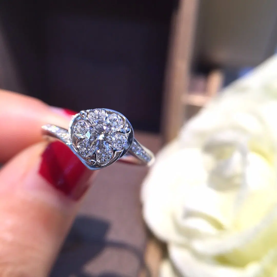 Кольцо с натуральным бриллиантом 18K золото чистое красивое кольцо драгоценными