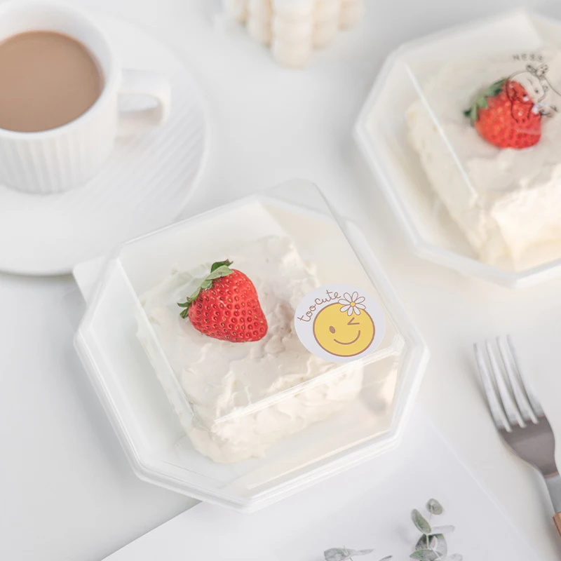 

Kitchen,Dining & Bar