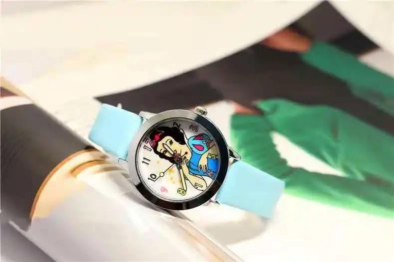 Popular children's cartoon classic Snow White quartz crystal belt glow-in-the-dark pointer watch | Наручные часы
