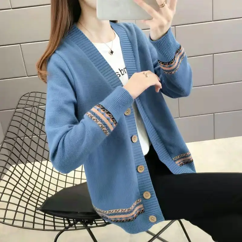 

Women's Fashion Sweater Coat New Spring And Autumn V-Neck Color Matching Long-sleeved Ethnic Cardigan Women's Loose Sweater Coat