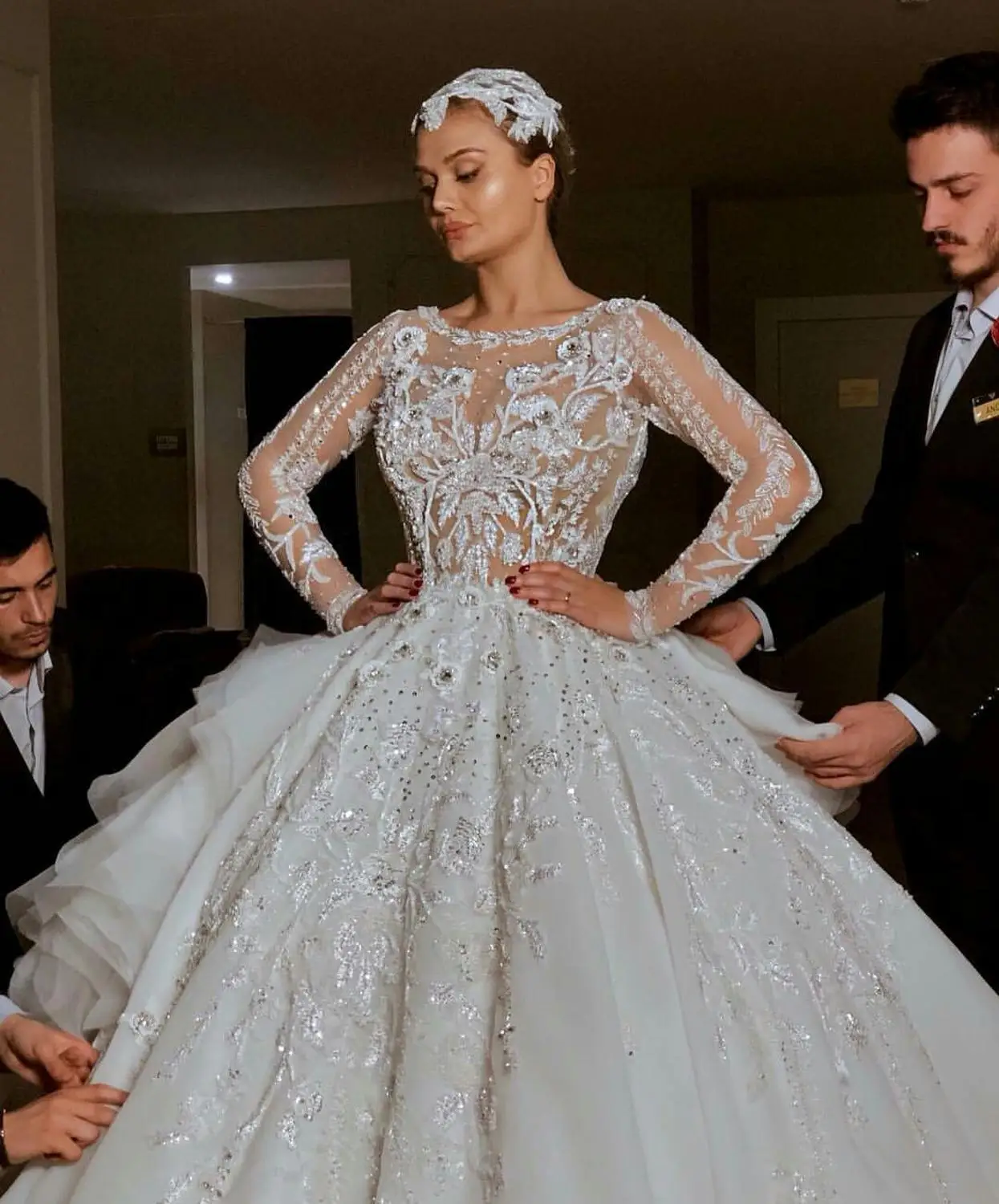 Ball Gown Wedding Dresses Plus Size Scoop Lace Long Sleeve Bridal Wedding Gowns 2021 Backless Vestido de noiva