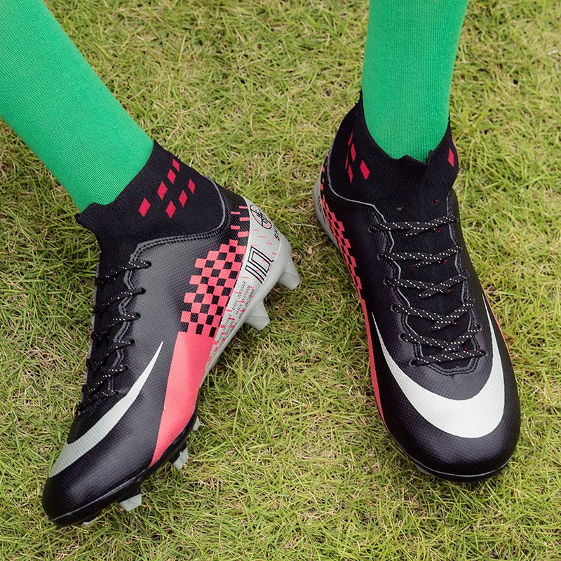 Men Football Boots Cleats Boots Long Spikes TF Spikes High Top Sneakers Soft Indoor Turf Futsal soccer Shoes Chuteira Futebol