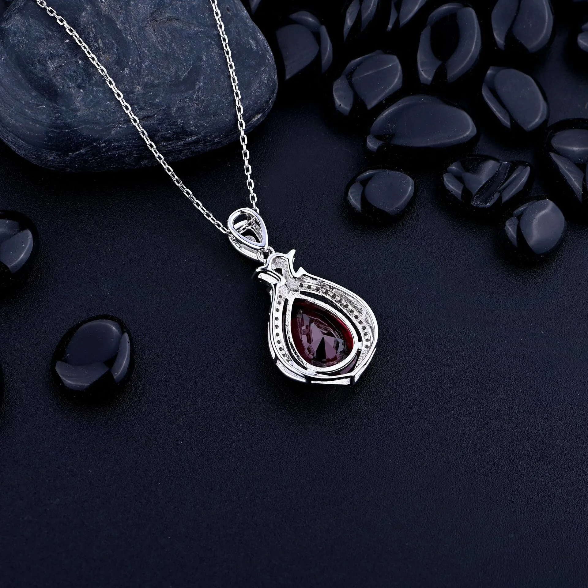 

Trendy 100% 925 Sterling Silver 8*10mm Pear Ruby Pendant Necklace for Women Fine Jewelry Clavicle Chain Necklace Birthday Gift