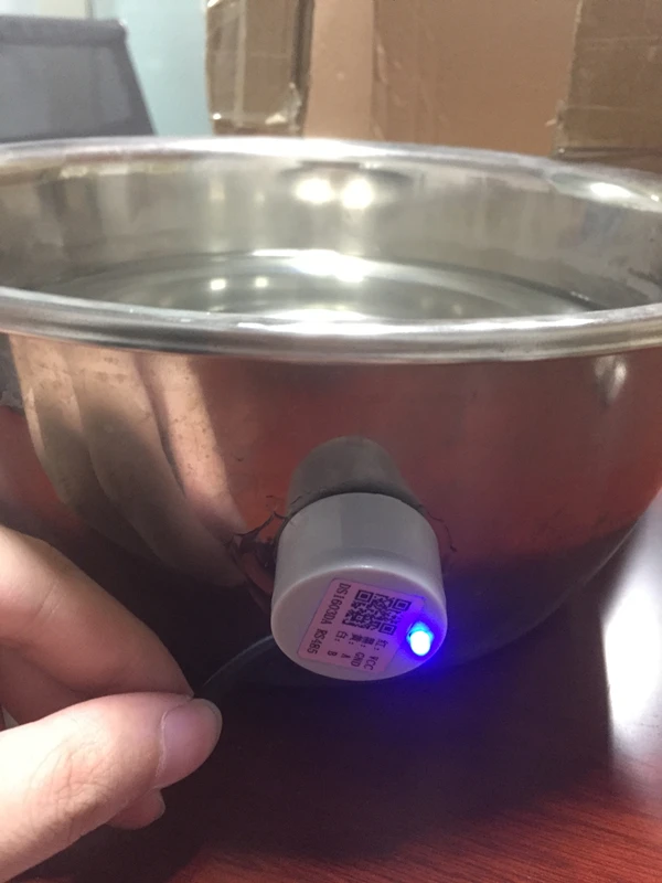 

Ультразвуковой датчик уровня жидкости DS1603 небольшого объема, Бесконтактный детектор уровня жидкости в металлических контейнерах