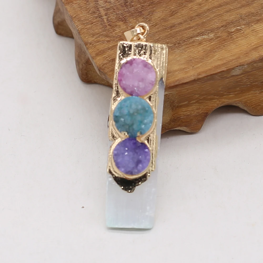 

Hot Selling Natural Semi-precious Stone Rectangle Crystal Bud Pendant Bead Boutique DIY Fashion Charm Necklace Bracelet