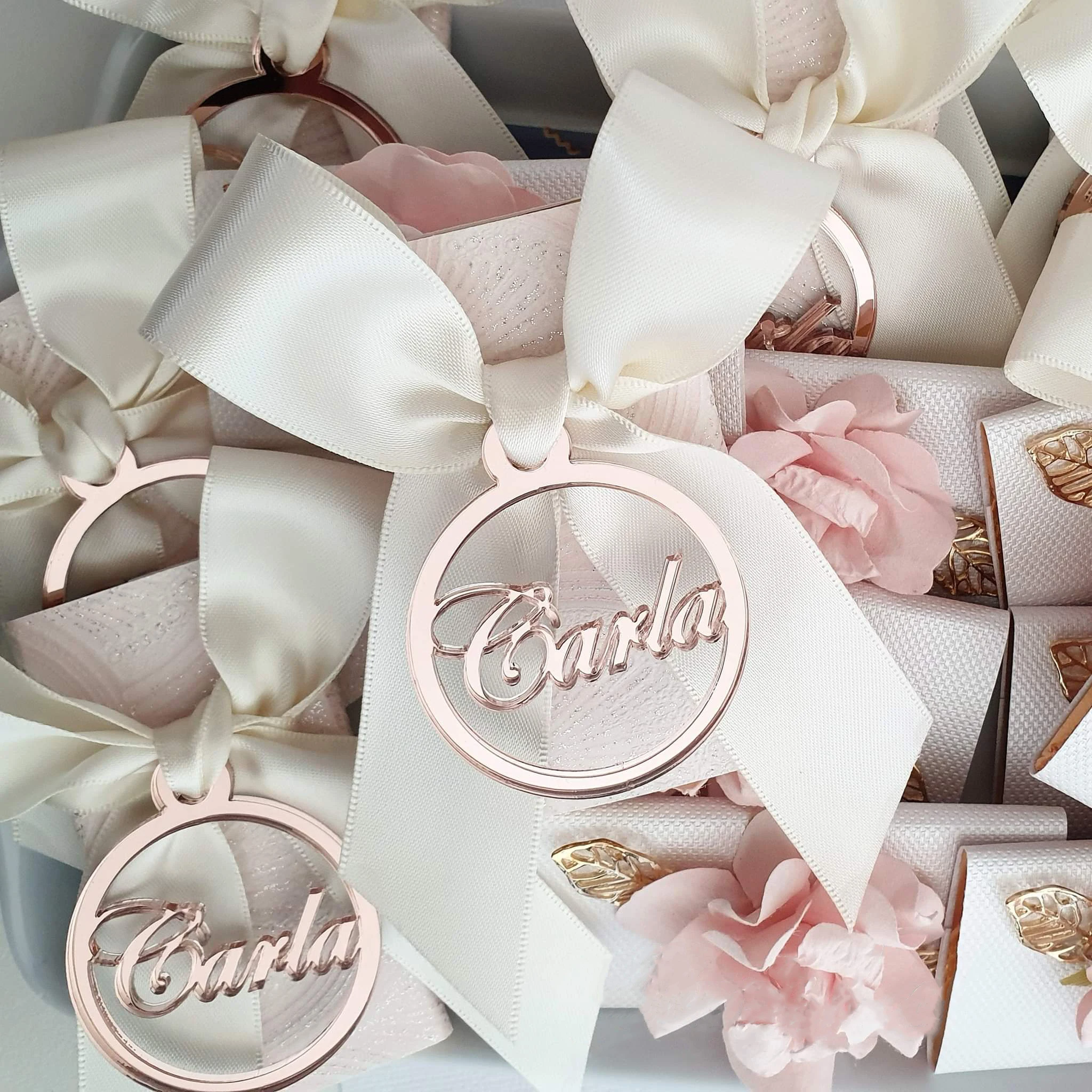 

50pcs Personalized Custom Baby Name and Initials Silver & Golden Mirror Tags, Wedding Gift Table Decoration (no box, no ribbon)