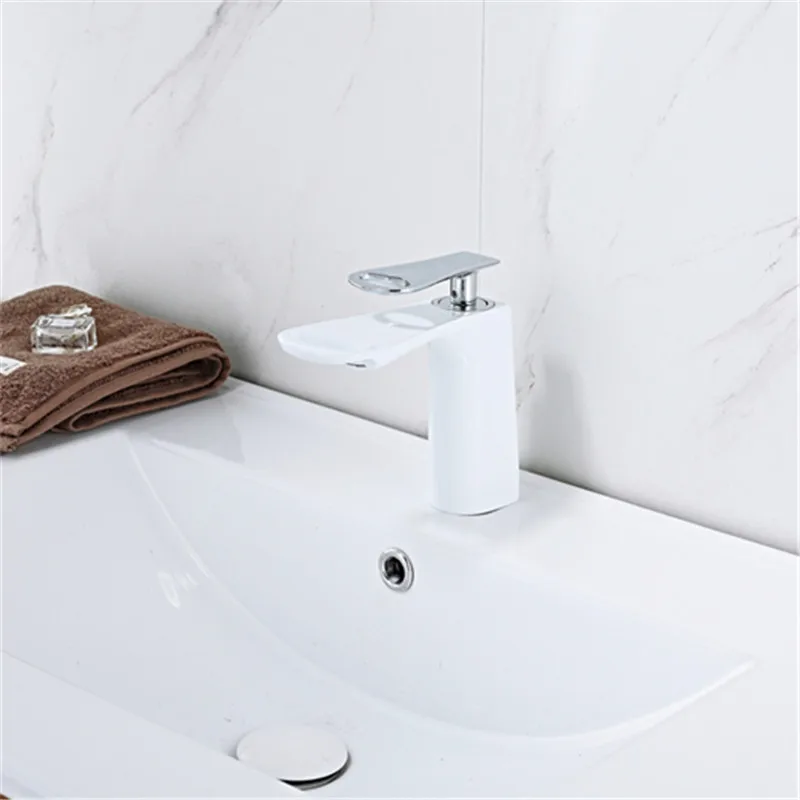 LIUYUE Basin Faucets Black/White/Gold Brass New-style Bathroom Unique Hole Water Outlet Design Faucet Cold Hot Mixer taps | Обустройство