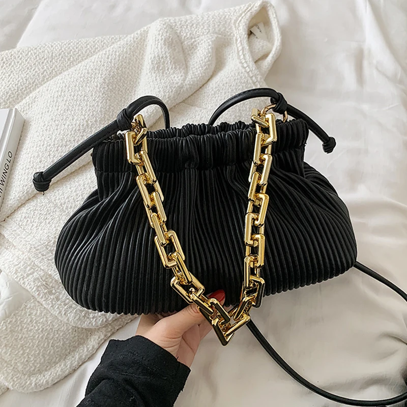 Новинка кожаные маленькие сумочки для подмышек на толстой цепочке сумка багет