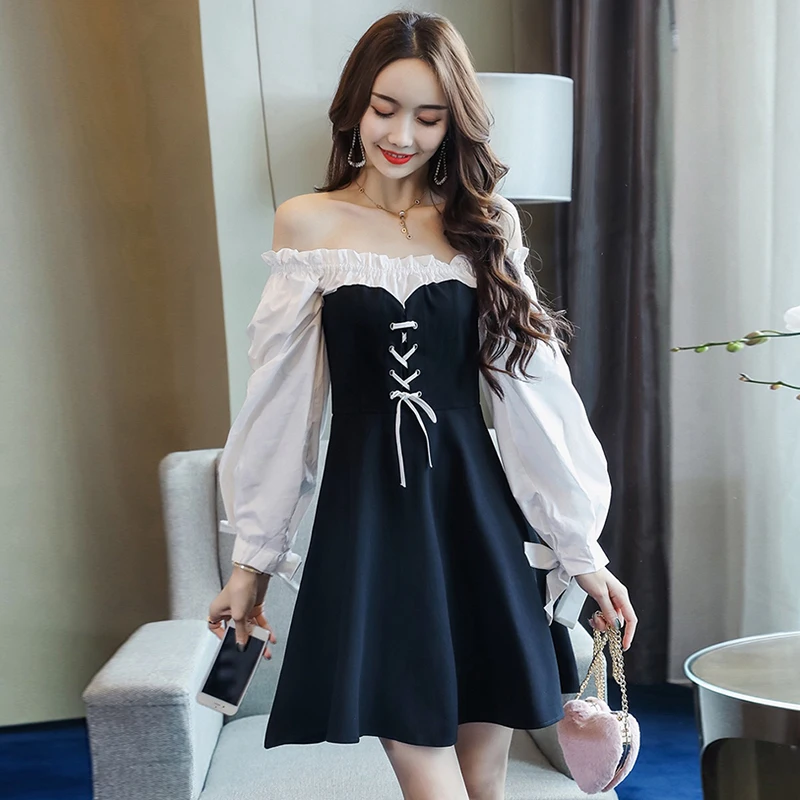 Шикарное сексуальное платье с открытыми плечами женское облегающее Черное мини