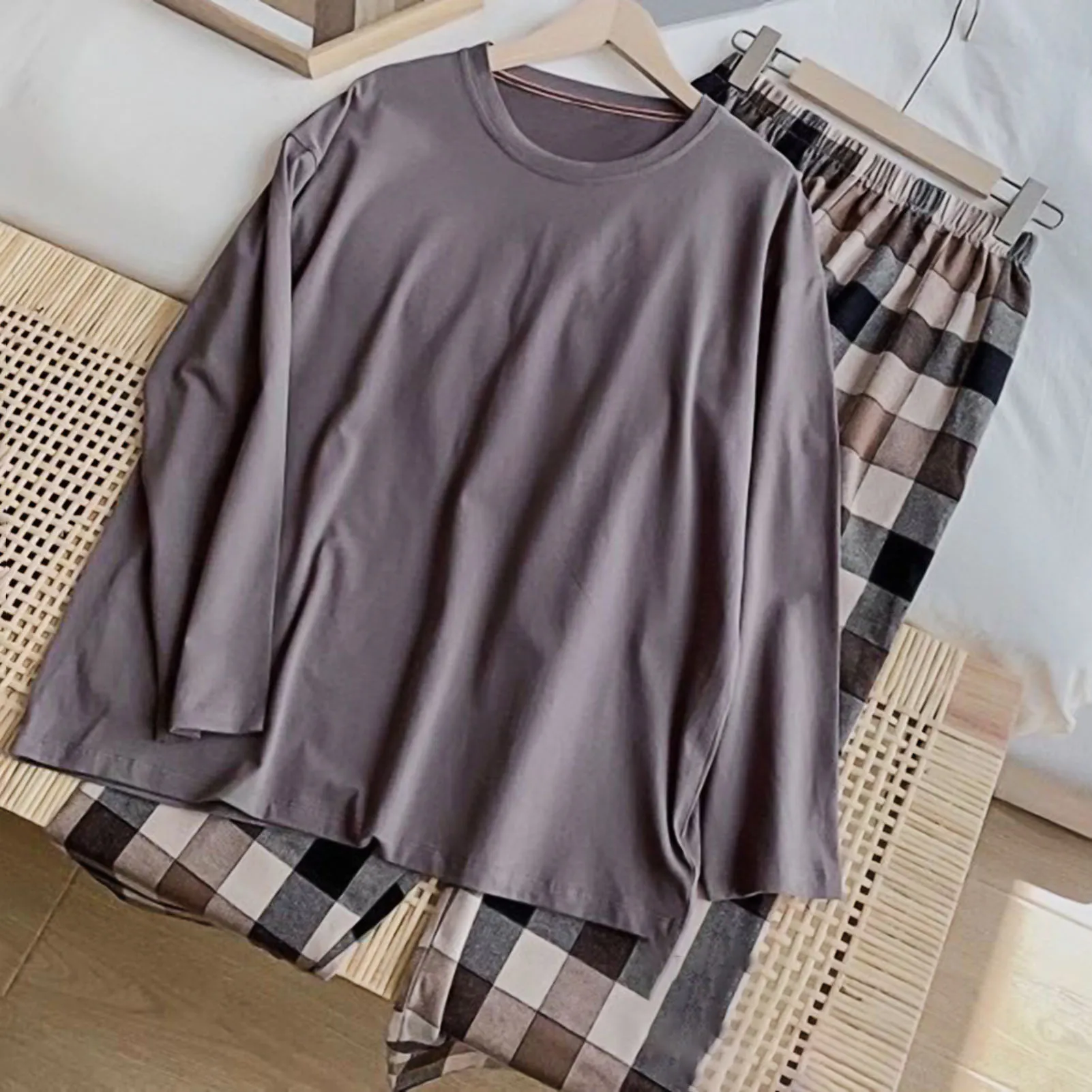 

Women's Sleep Spring Autumn O-neck Cotton Plaid Long Sleeve Pajama Home Sleepwear Set Polyester Women's Clothing