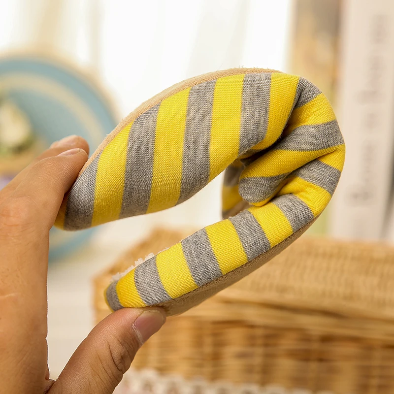 

Slipper women Striped Bottom Soft Home Slippers Warm Cotton Shoes Women Indoor Slippers Slip-On Shoes for Bedroom House Plush