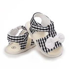 Boboraлетние сандалии для новорожденных девочек; Повседневная пляжная обувь с бантиком для малышей; Нескользящая Мягкая подошва; Первая прогулочная обувь в горошек