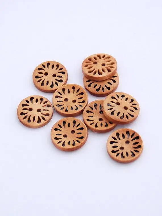 250 шт. Цветок филигрань Дерево Кнопка светло-коричневый 25 мм резного дерева