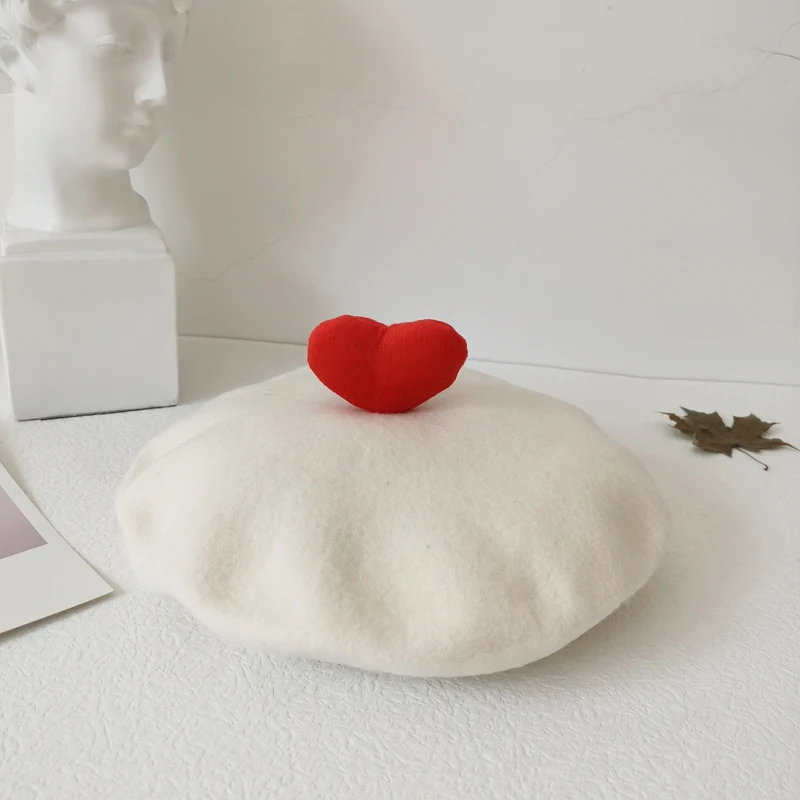 

Милый шерстяной берет в стиле "Лолита"