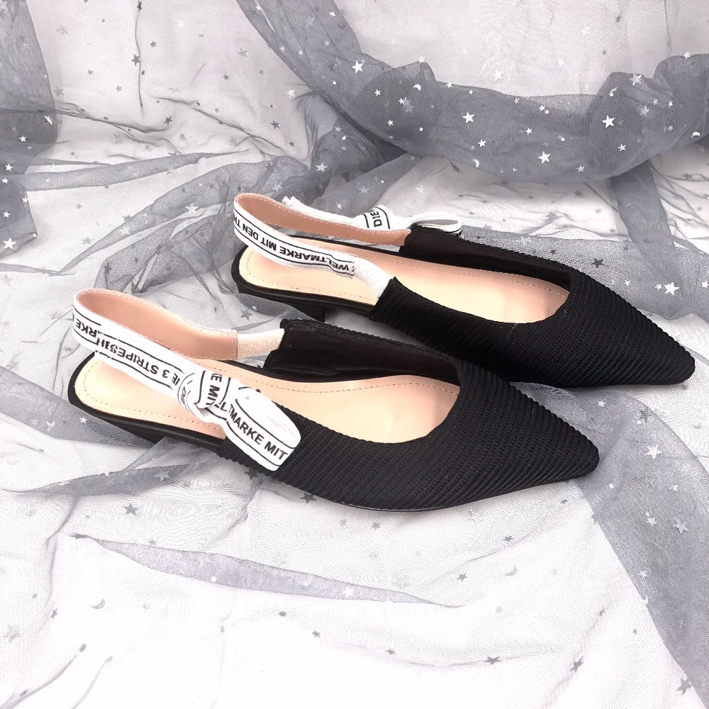 Женская обувь Туфли на плоской подошве из натуральной кожи с острым носком и