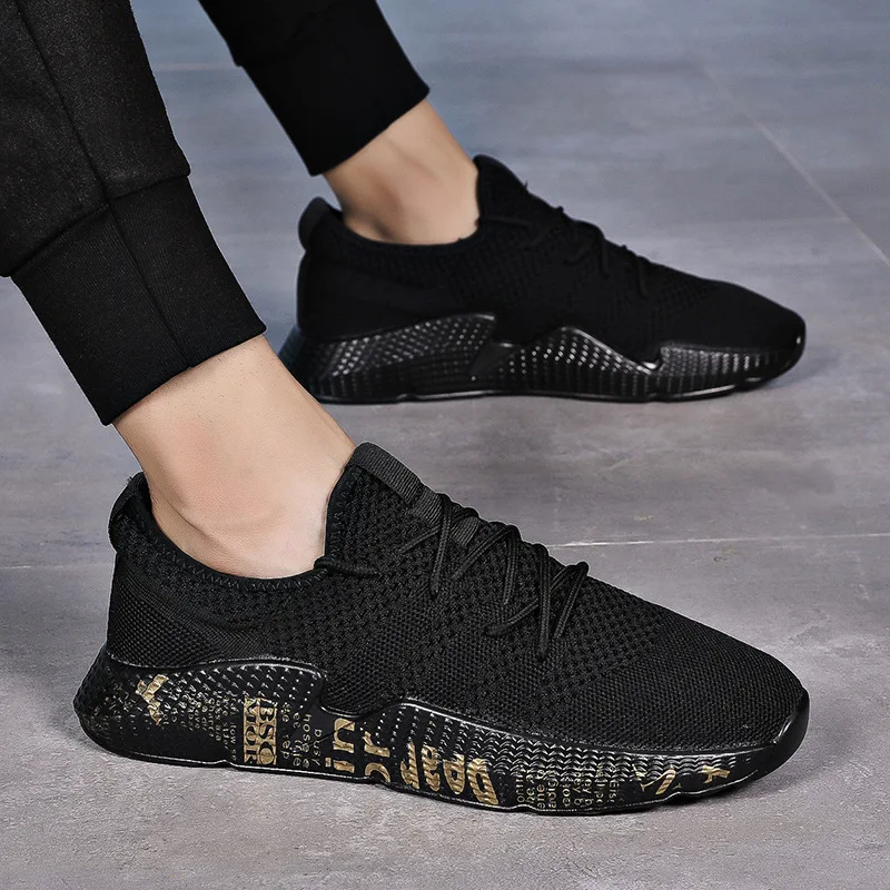 

Кроссовки мужские летние, дышащие, с технологией Flyweave
