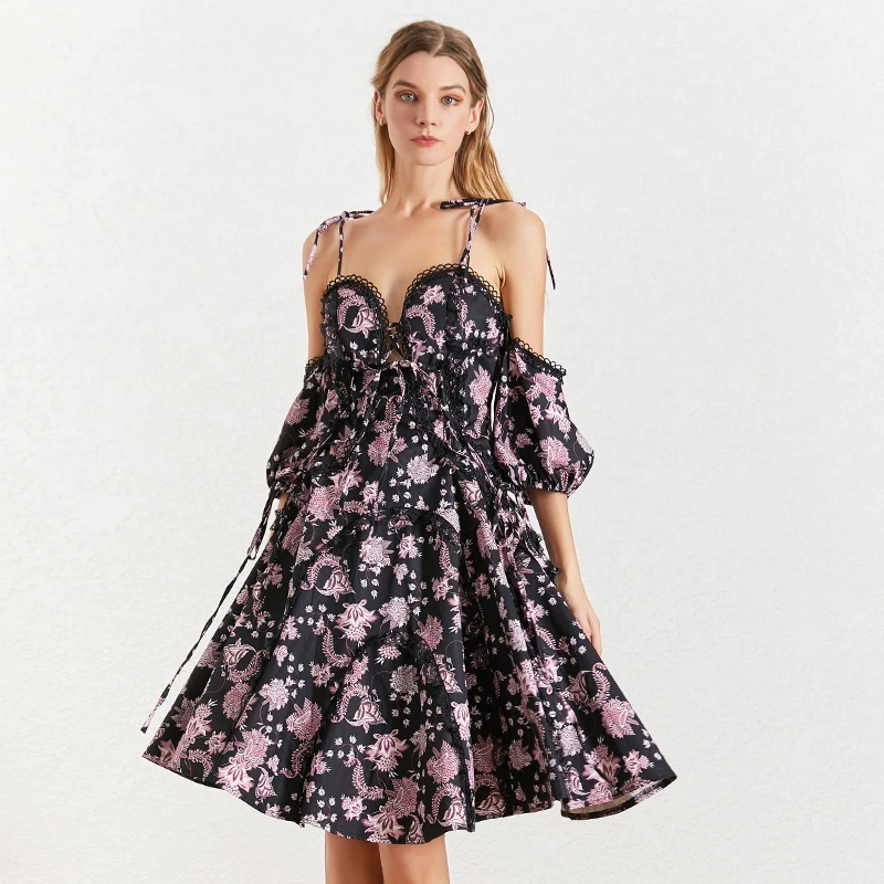 TWOTWINSTYLE летние платья на бретелях с принтом для женщин открытыми плечами пышными