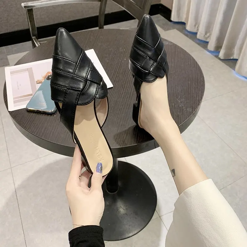 

New Muller Slides Women Shoes Half Slippers Women Low-heel Pointed Toe Hollow Woman Shoes Fashion Woven Outdoor Ladies Slides