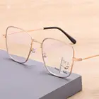 Умные многофокальные прогрессивные очки для чтения для мужчин женщин мужчин Ближнего и двойного назначения с защитой от сисветильник Автоматическая регулировка Мужские t-очки