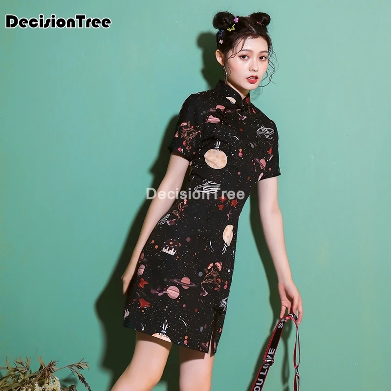 2021 women chinese dress morden improved cheongsam satin printing retro daily party split qipao for female | Тематическая одежда и