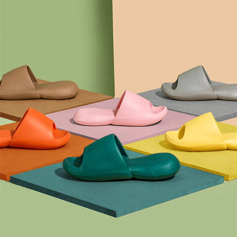 

New Summer Slippers Women Men EVA Soft Thick Heel Flip Flops Slides Sandals Indoor Outdoor Smelless Beach Shoes Couple