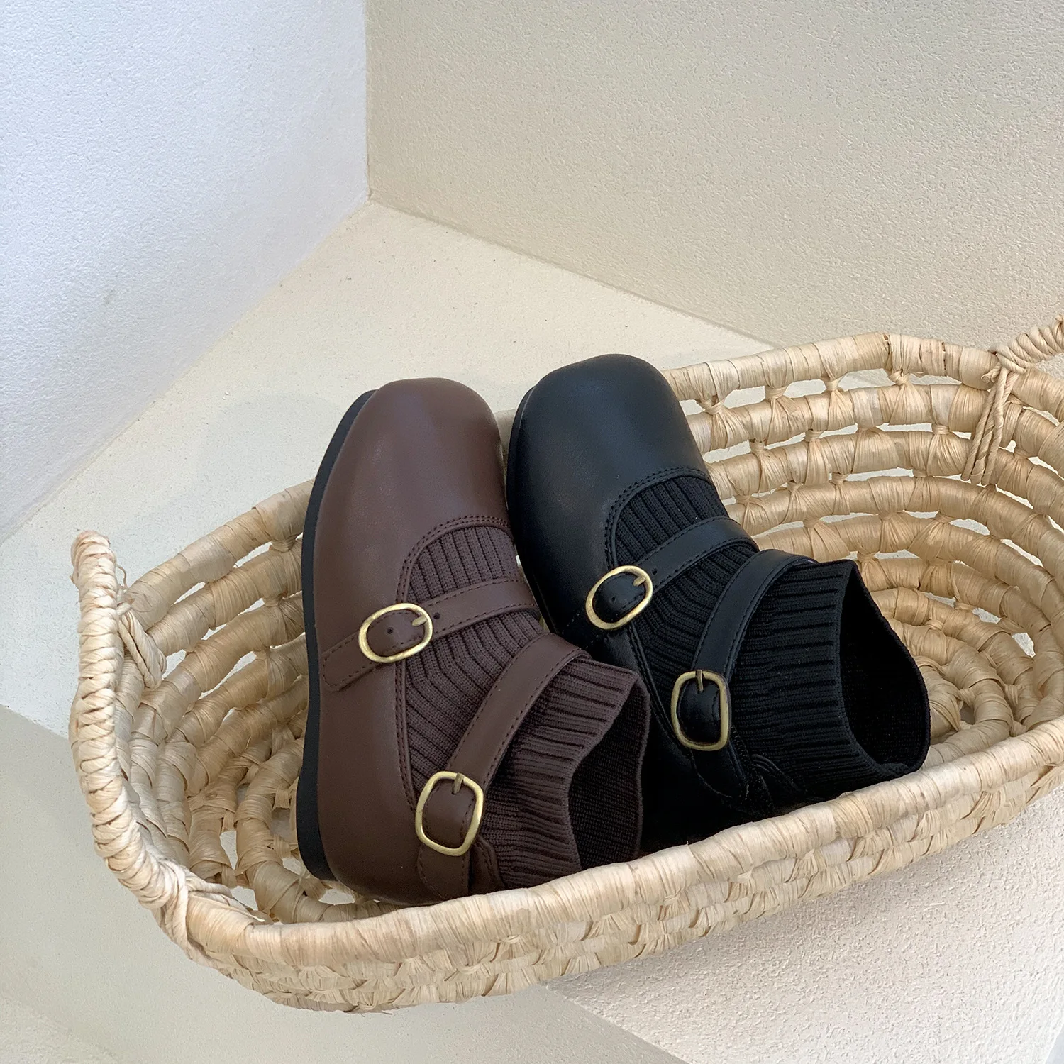 

Children's Boots 2020 autumn and winter new Korean girl knit stitching set foot short boots zapatos boys fashion Martin boots