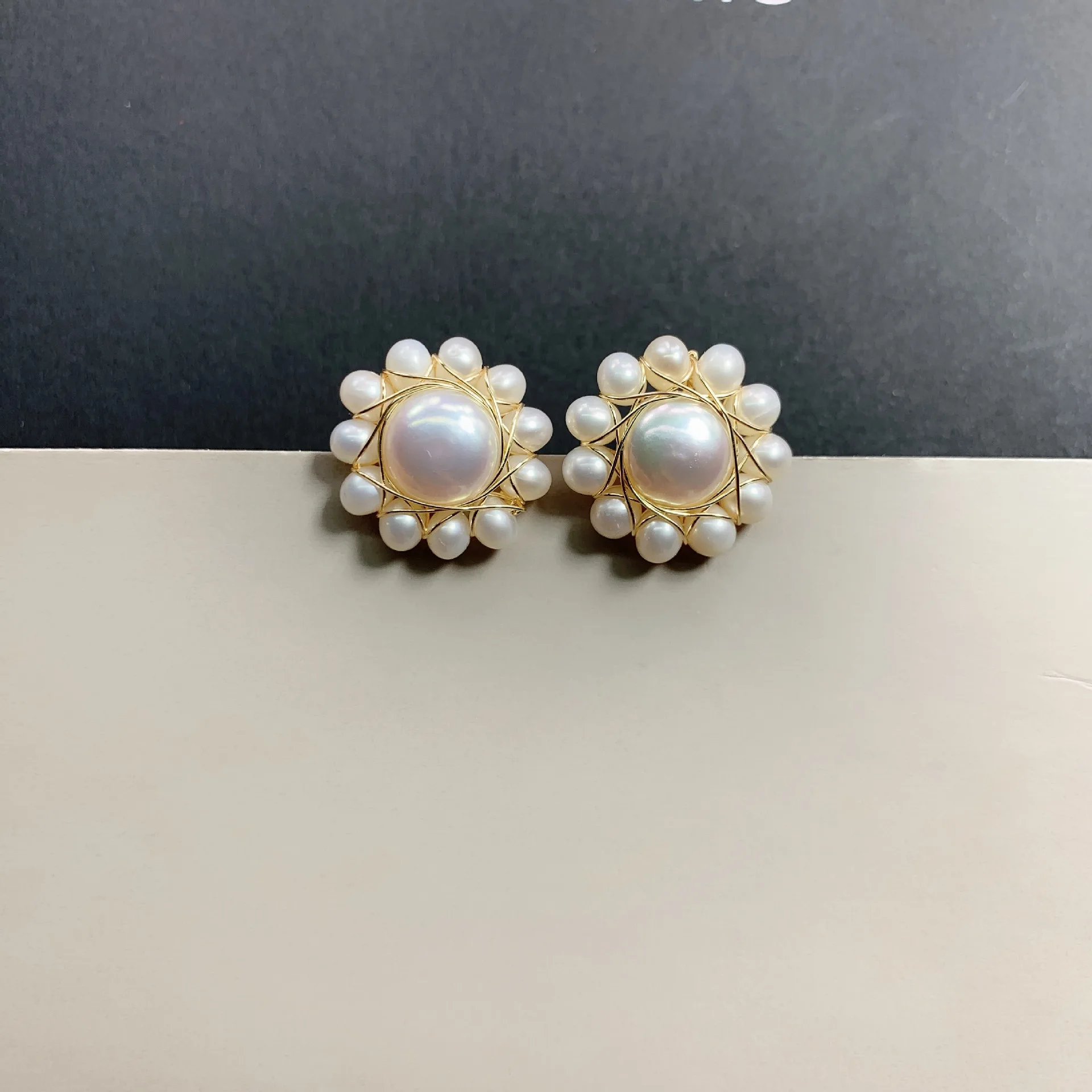 Серьги-гвоздики из серебра 925 пробы с натуральным жемчугом | Украшения и