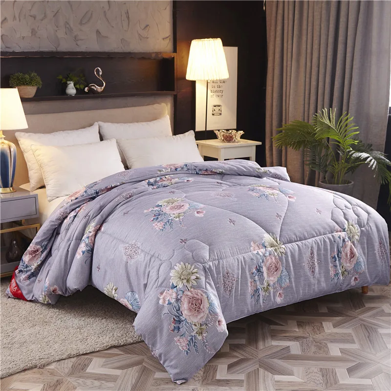 

100% Superfine Fiber Polyester Quilt Cute Style Comforter Blanket Duvet Warm And Comfortable Winter Comforter For Christmas Gift