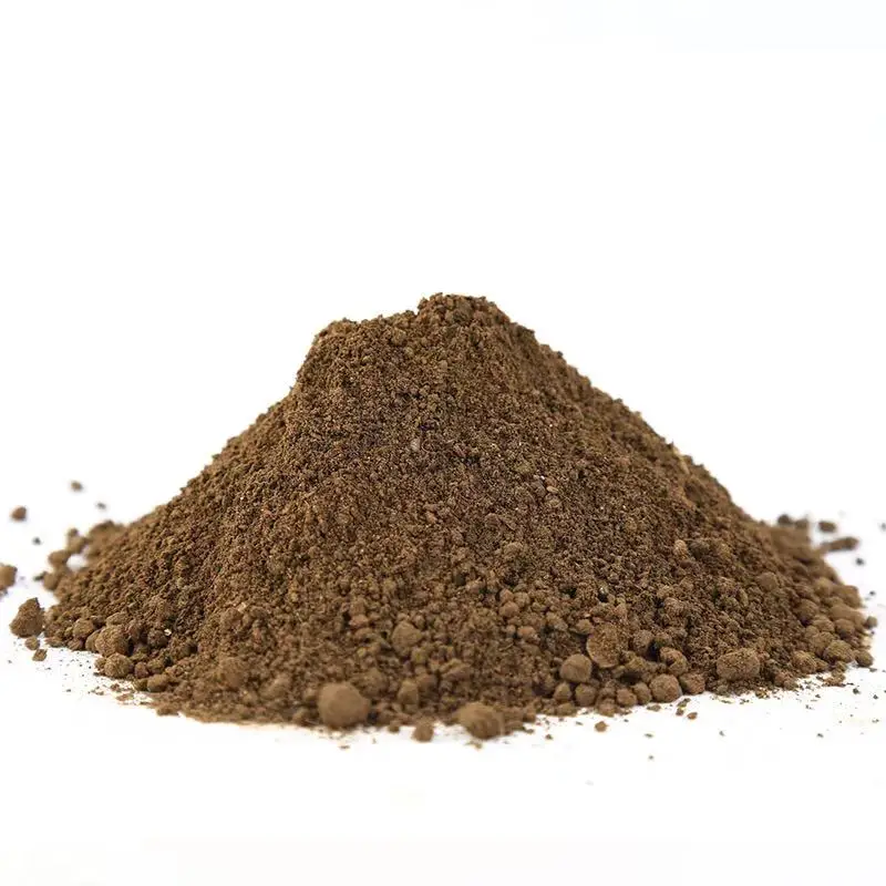 Универсальное органическое удобрение в горшках для цветов улучшает почву и