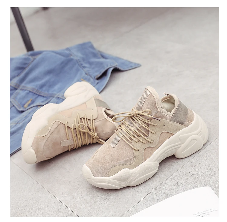 Новые туфли в повседневном стиле Женские корейские кроссовки wild Женская