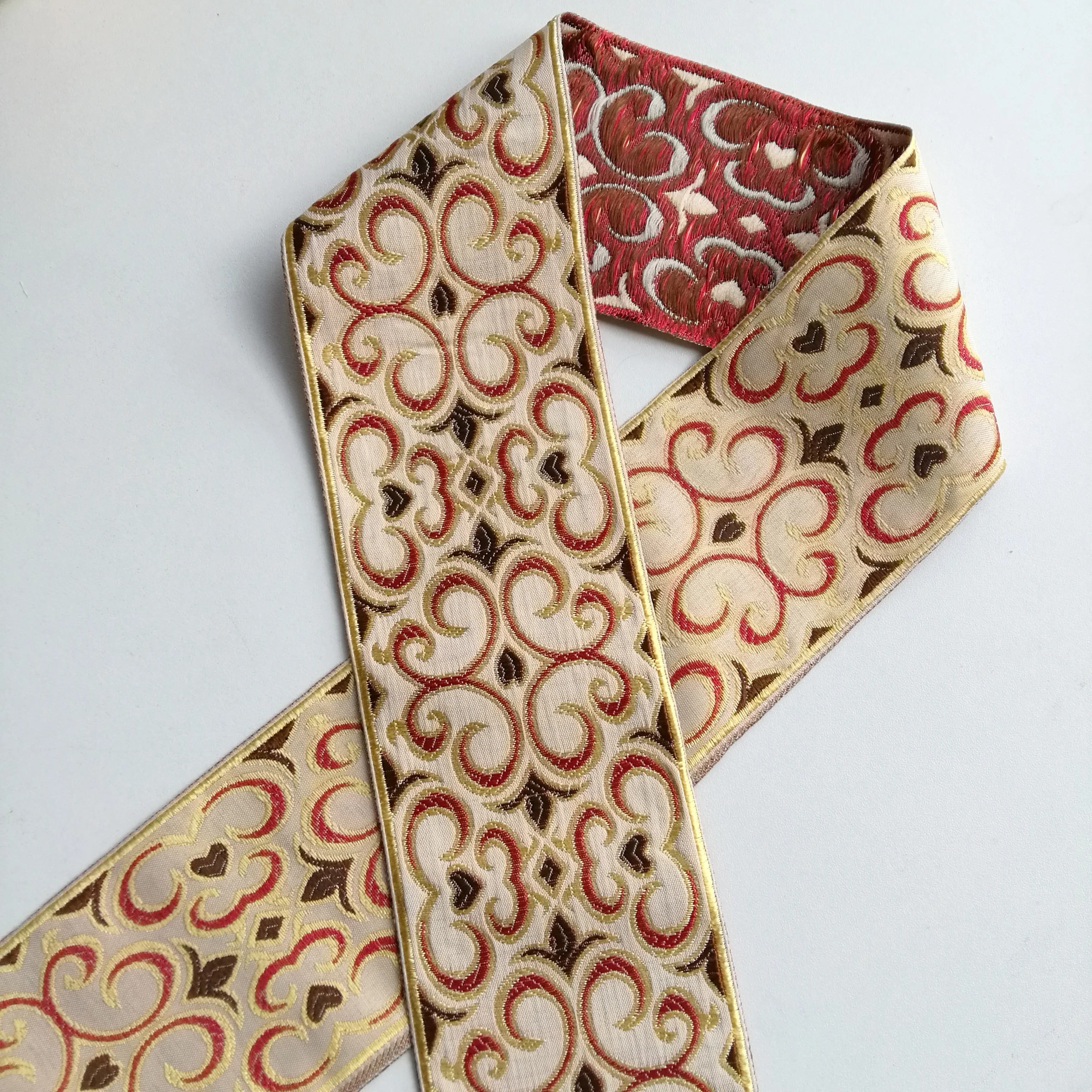 8 см фольклорная Золотая красная символовая имитация товара белая отделка