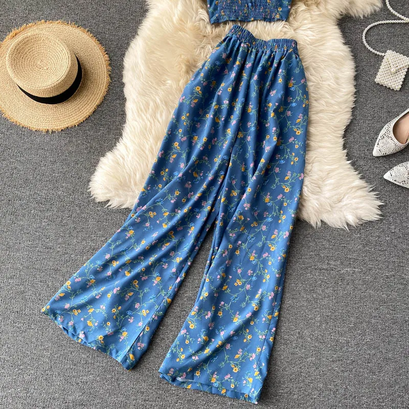 

Autumn Bohemian Floral Printed Two Piece Set Boho Chic Square Collar Short Sleeve Tops + High Waist Wide Leg Pants Fashion Suit